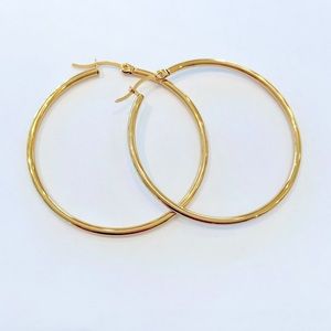 Perfect Gold Hoops